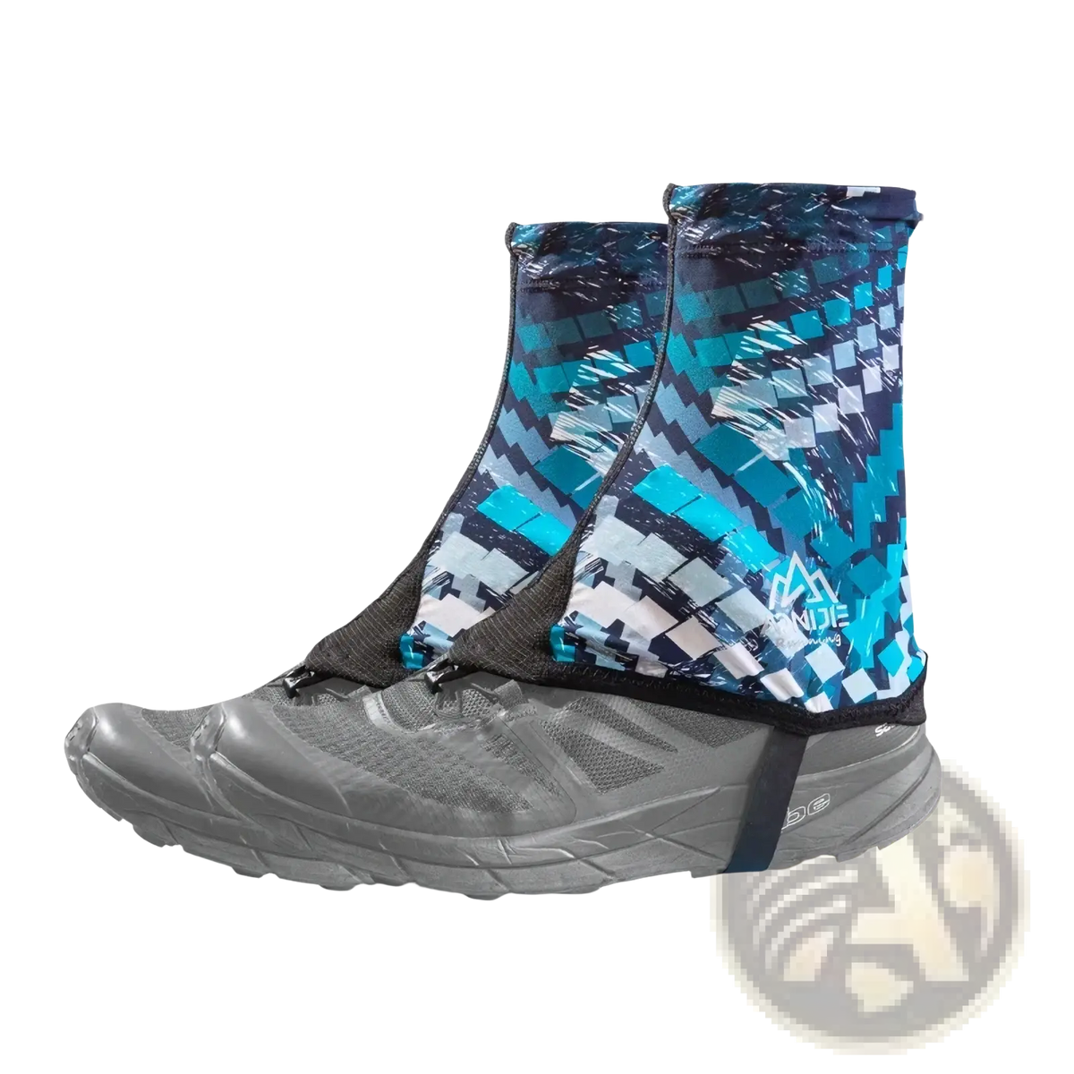 Aonijie running gaiters in blue and white pixelated pattern with black elastic straps for sandproof shoe covers