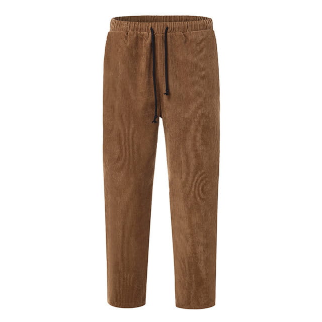 Herren-Cord-Jogginghose in lockerer Passform in Braun mit Kordelzugbund aus weichem Cordstoff.