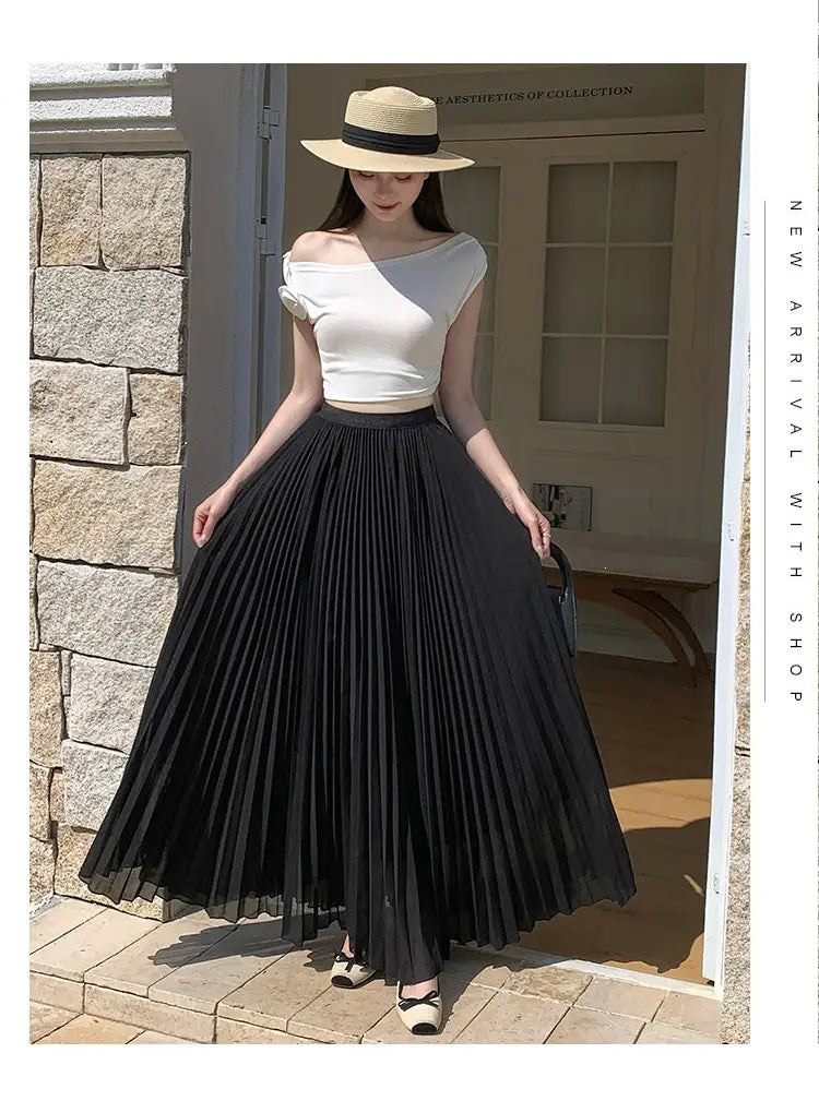 Schwarzer plissierter Chiffon-Midirock für Damen mit elegantem Fall und leichtem Material