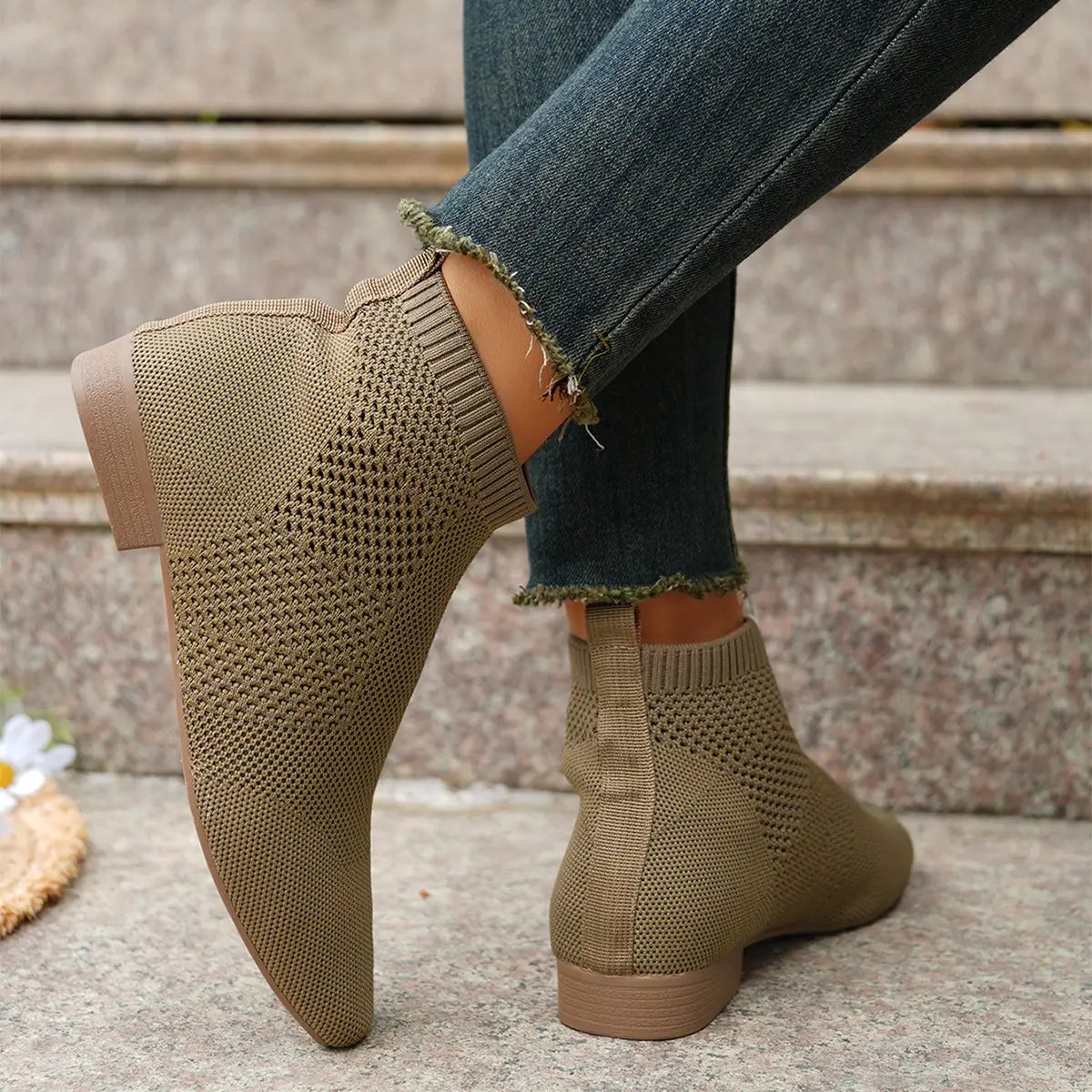 Plus-Size-Spitz zulaufende Strick-Schnürstiefeletten in Khaki mit atmungsaktivem Mesh-Design und niedrigen Blockabsätzen