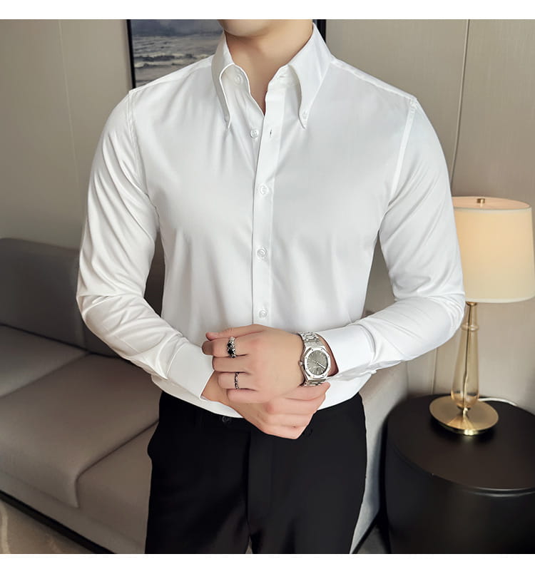 Chemise habillée blanche sans repassage à manches longues pour homme en grande taille, coupe ajustée soignée et col boutonné classique.