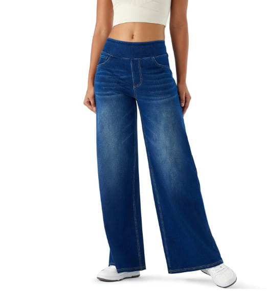 Blaue High-Waist Straight-Denimjeans mit weitem Bein und elastischem Bund aus Denim-Gewebe.