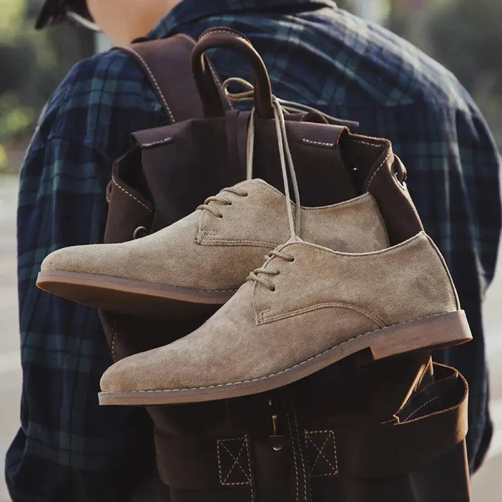 Men’s British style frosted leather beige suede lace-up shoes with brown leather soles and laces