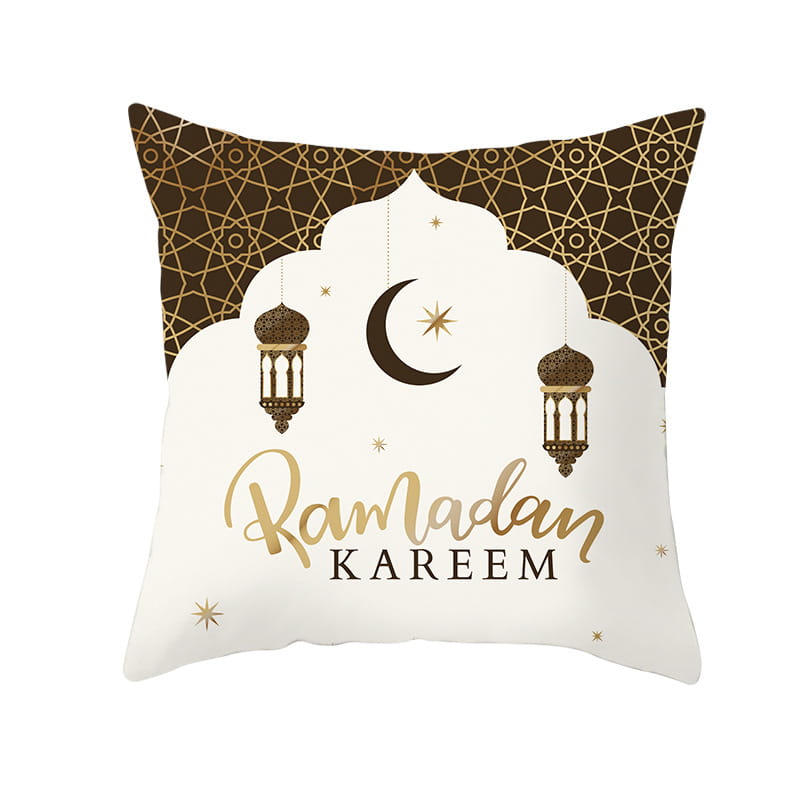 Funda de cojín para linterna Eid de Ramadán Kareem de color crema, con un diseño islámico dorado y marrón con faroles colgantes, luna creciente, estrellas y un elegante guion de Ramadán Kareem.
