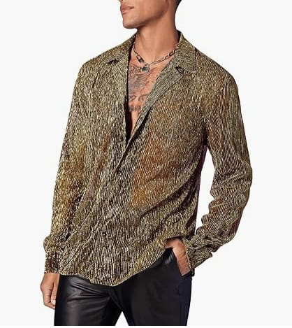 Herren Metallic-Shimmer-Langarmhemd aus schimmerndem Oliv- und Gold-gestreiftem, strukturiertem Metallic-Gewebe.