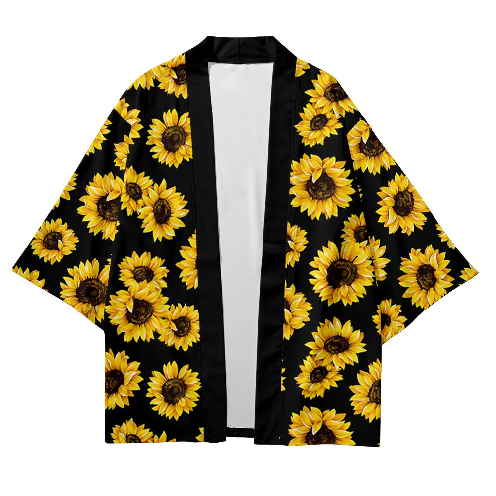 Schwarze Kimonojacke mit Sunflower-Muster und lockerer Passform für Herren, mit kräftigen gelben Blüten und dunkelbraunen Zentren auf schwarzem Hintergrund