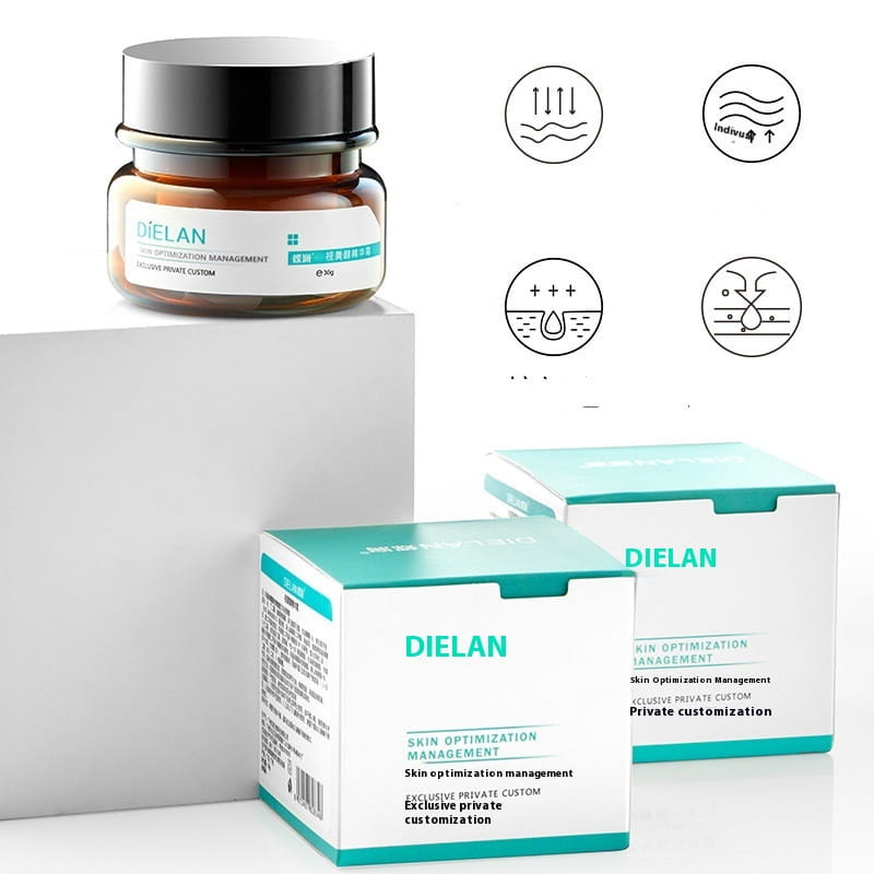 Ein elegantes Bernstein-Glasbehältnis mit schwarzem Deckel und weißem Etikett mit dem Markennamen dielan, enthaltend Retinol-Gesichtspflegecreme gegen vorzeitige Hautalterung und zur Straffung für eine optimierte Hautpflege im Rahmen des Hautmanagements, 30 ml.