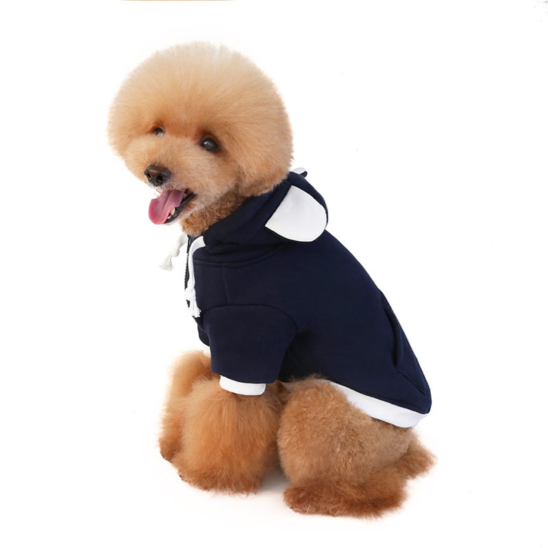 Marineblaue und weiße Fleeceshirt-Jacke für Hunde mit Bärenohren und kontrastierenden Zierleisten, entworfen als wärmendes Haustiershirt.