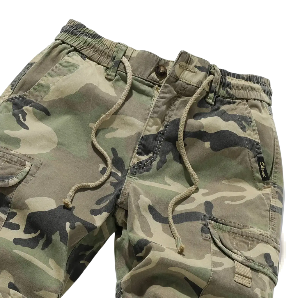 Camouflage cargo joggers men cotton loose fit pants in olive green black pattern shown from the back side