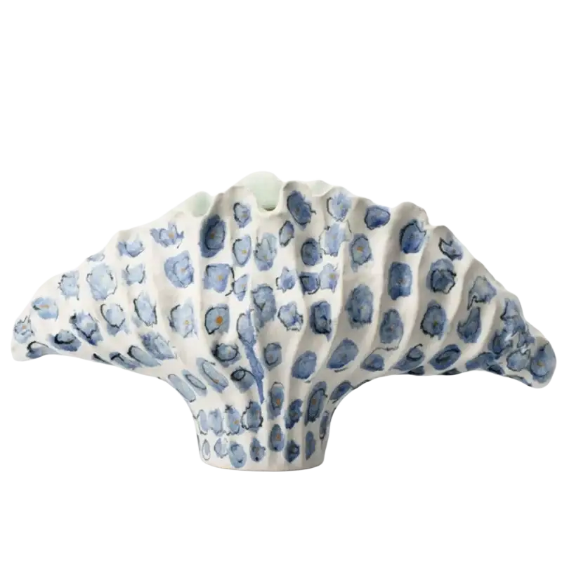 A white ceramic flower vase with scalloped fan shape and blue floral patterns in 37x12x23cm 45x14x25cm display effects