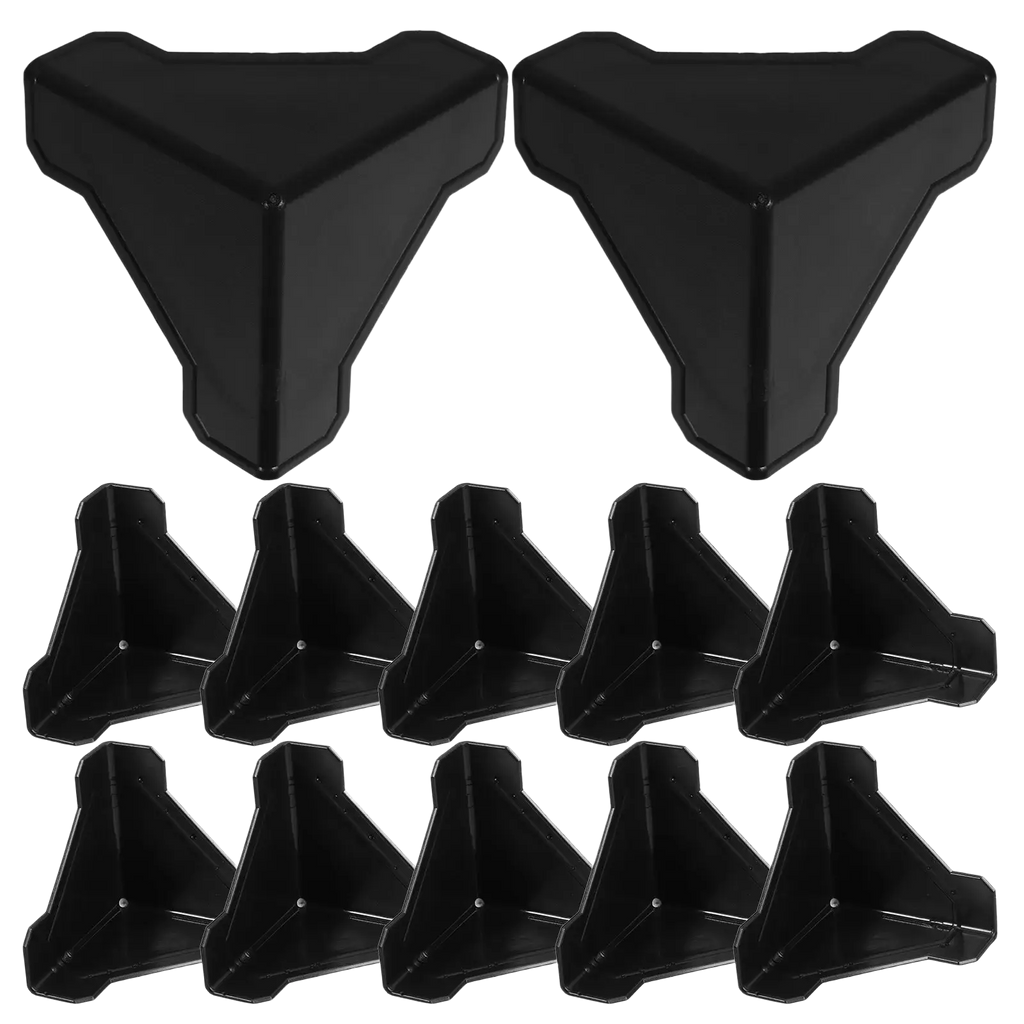 Black triangular corner protectors made of durable plastic with a glossy finish for carton packing and packing corner use