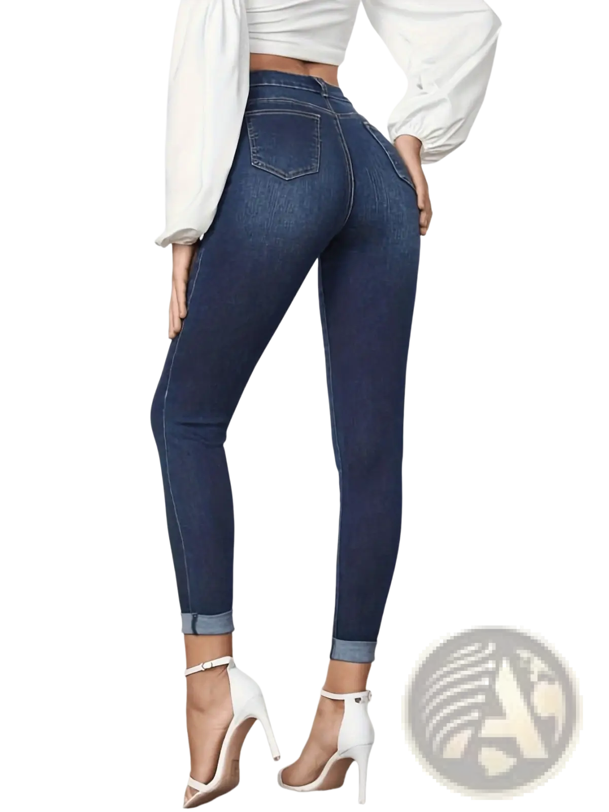 Dark blue high-waisted skinny cropped stretch jeans with rolled cuffs in slim fit design