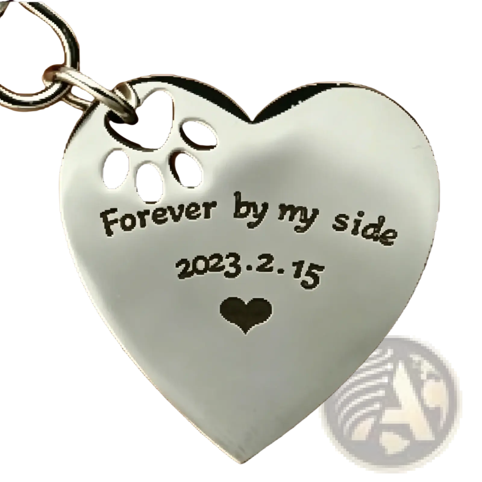 Silver stainless steel heart-shaped keychain with paw print cutout engraved forever by my side 2023.2.15 and small heart