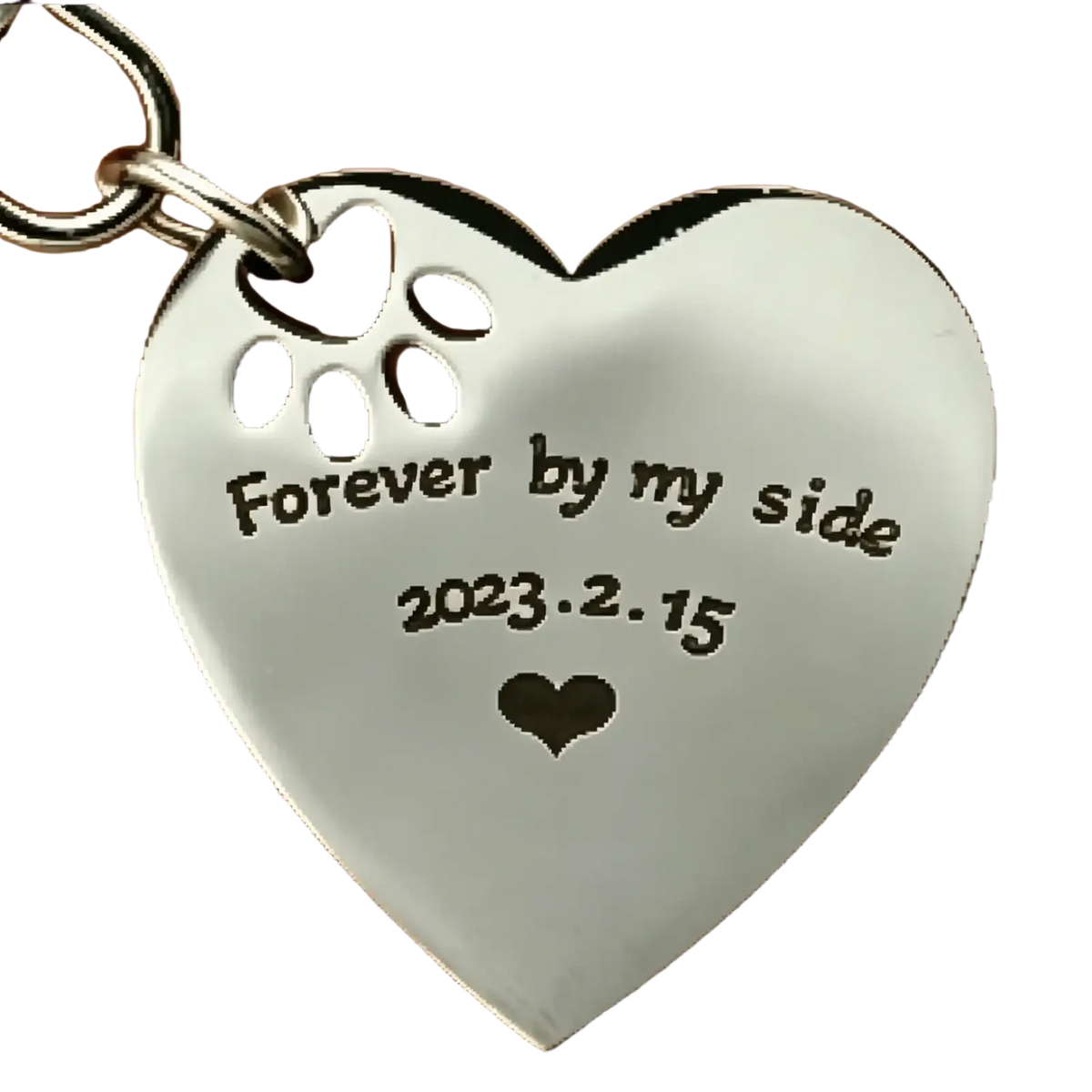 Silver stainless steel heart-shaped keychain with paw print cutout engraved forever by my side 2023.2.15 and small heart