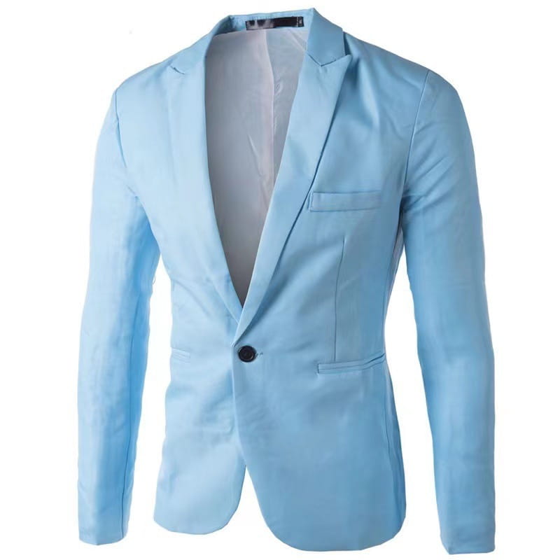 Veste de blazer décontractée à simple boutonnage bleu marine pour homme présentant une teinte bleu clair, un bouton noir unique et des détails de couture discrets.