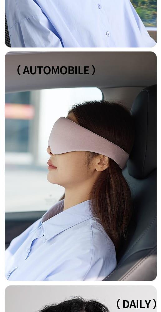 Eine weiche rosa 3D-Atmungsaktive, konturierte Stoff-Schlafmaske, getragen von einer Person, die in einem Auto sitzt.