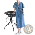 A light blue denim dress for women with short sleeves and button-down front in a vintage casual loose plus size design