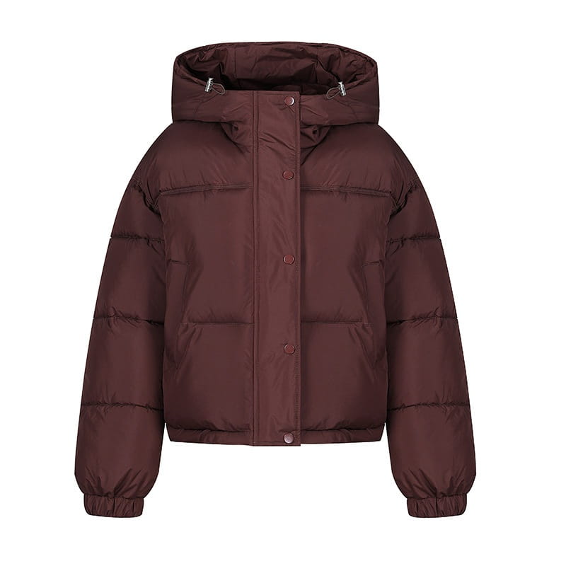 Leichte Kapuzen-Pufferjacke aus Baumwolle in schokoladenbraun mit Knopfschließungen und gemütlichem Design.