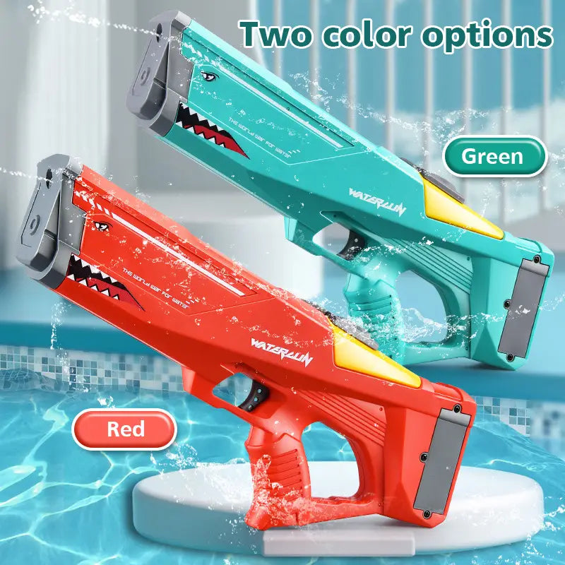 Pistolets à eau électriques Shark en plastique rouge et vert, avec des motifs P90 à haute pression, destinés à un usage ludique d’eau.