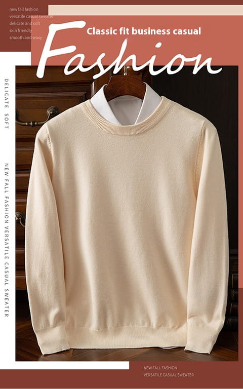 Suéter tipo pulóver de cuello redondo acanalado para hombre color crema, con ajuste clásico y textura de punto suave, con puños acanalados.