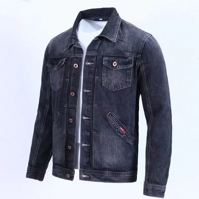 Jeans-Arbeitsjacke in Dunkelblau mit Slim-Fit, klassischen Knopfverschlüssen und Fronttaschen für lässige Oberbekleidung.