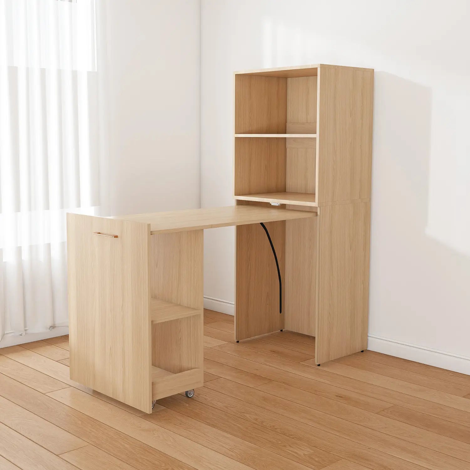 Bureau pliable en finition bois clair avec étagères de rangement intégrées et roues à roulettes, conçu pour la polyvalence et une mobilité aisée.
