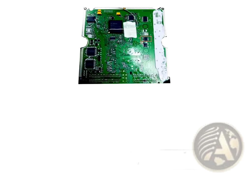 Green printed circuit board with infineon spd26n06s2l-2n06l35 semiconductor in ecu datasheet 2.0 repair software and schematics