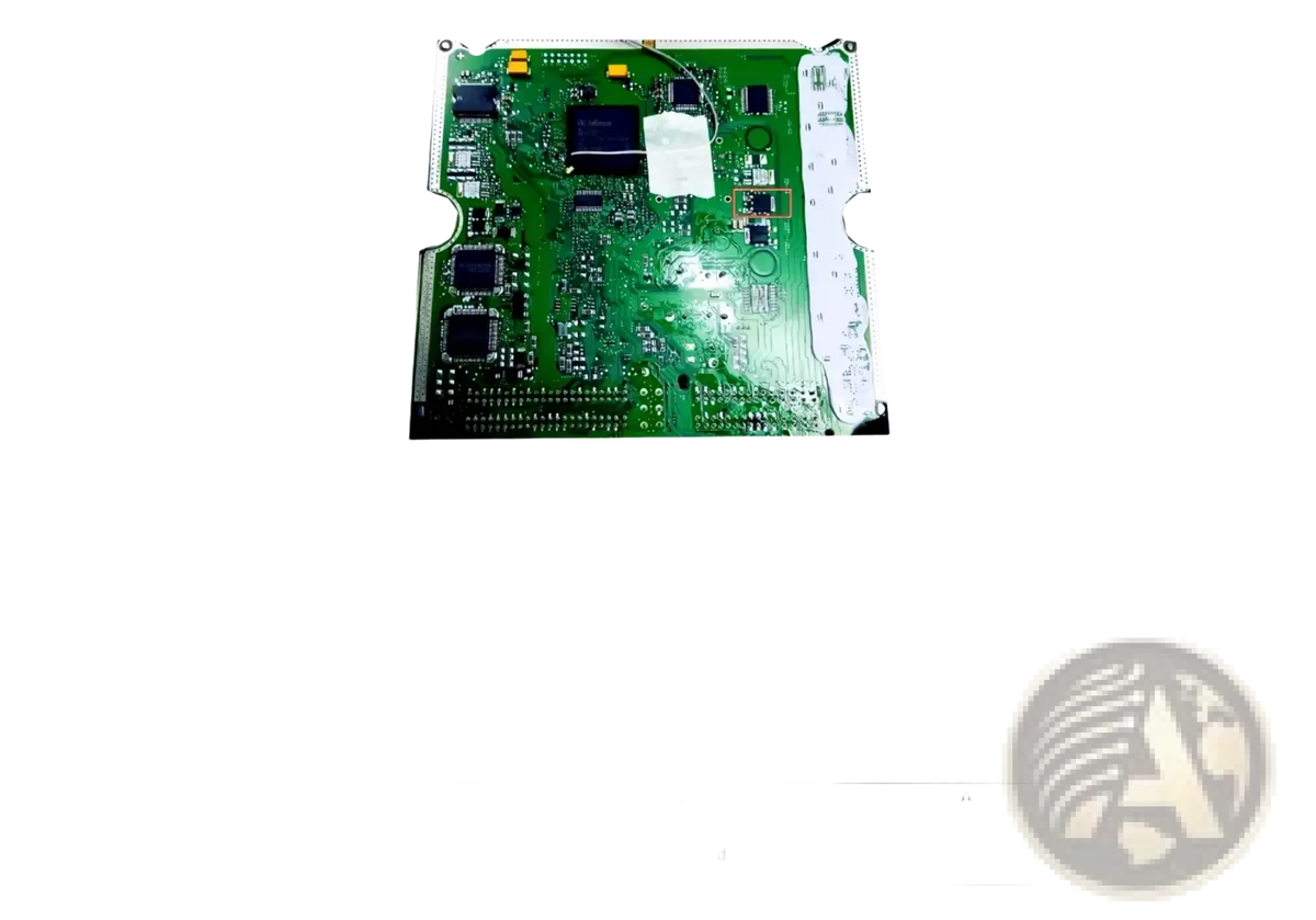 Green printed circuit board with infineon spd26n06s2l-2n06l35 semiconductor in ecu datasheet 2.0 repair software and schematics