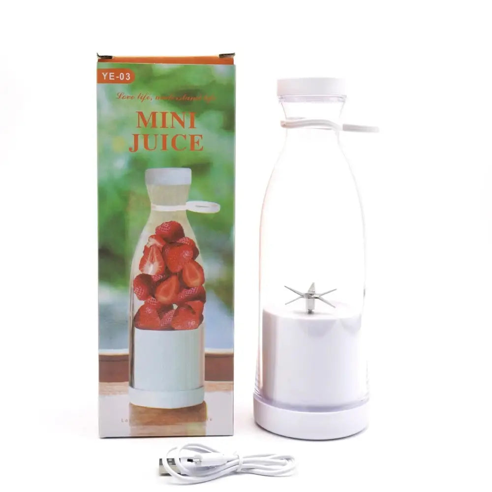 White plastic portable usb rechargeable personal blender with clear glass bottle and metal blade for juicing
