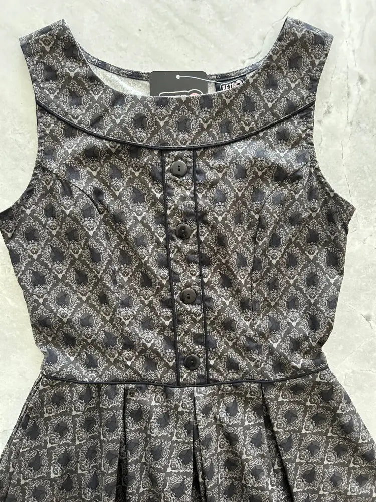 Sleeveless elizabeth dress in witchcraft gray damask cotton midi with black and silver diamond pattern and five dark front buttons