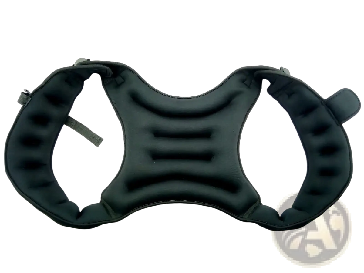 Eluanshi weighted vest black padded with textured ribbed design and adjustable shoulder straps for fitness training