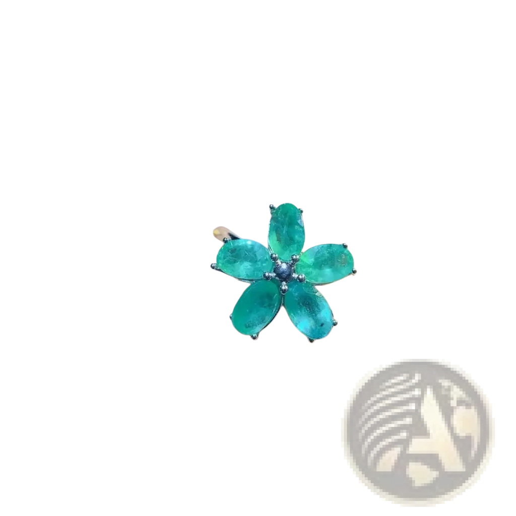 Emerald flower silver ring featuring a vibrant emerald green flower with five faceted petals and silver-toned metal