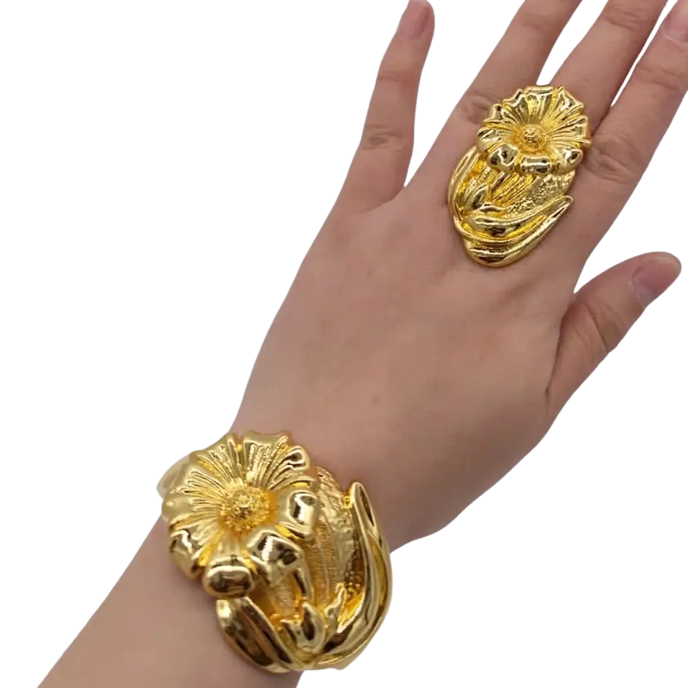 Golden ethiopian arabic color bangles hand luxury jewelry bracelet and ring set with intricate sculpted petal designs