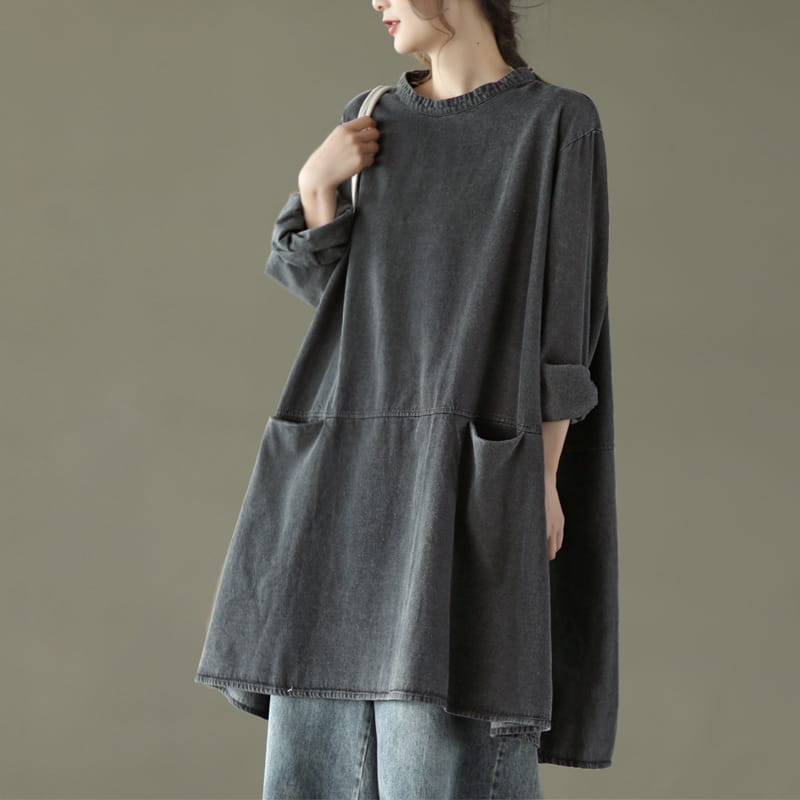 A loose-fitting retro artistic plus size dark gray denim tunic dress with a relaxed fit and two front pockets.