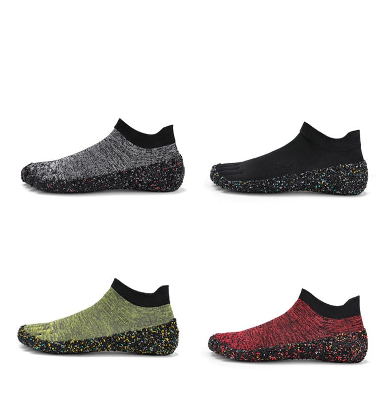 Chaussures de natation et de randonnée à cinq doigts sans chaussures noires, grises, vertes et rouges, à semelles en caoutchouc à motifs irréguliers et à conception à cinq doigts, pour une meilleure adhérence et une plus grande flexibilité