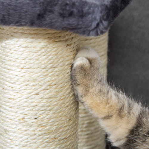Beige sisal-wrapped scratching post with a plush gray top featured in the Pawhut 4-step cat stairs and sisal scratching post product.
