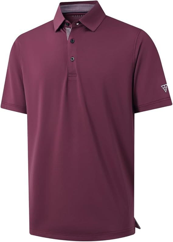 Herren-Golfpolohemd schnell trocknend und atmungsaktiv in bordeauxrot, kurze Ärmel, strukturierter Stoff, mit kontrastierendem weißem Logo am Ärmel.