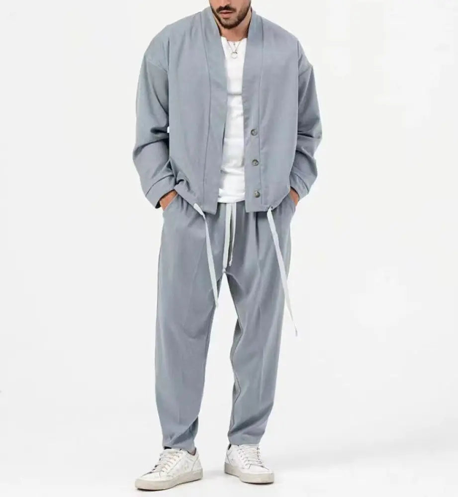 Men’s Korean slim fit smart casual business blazer in light gray paired with relaxed-fit button-up jacket and matching pants