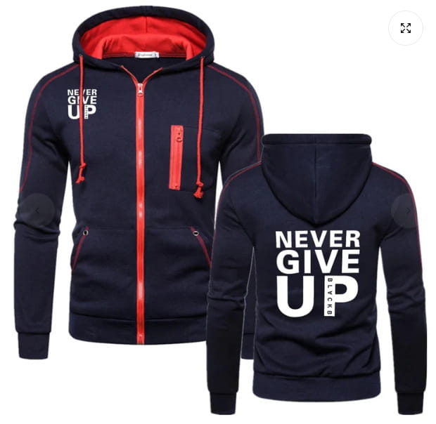 Hoodie zippé contrasté « never give up » pour hommes de couleur bleu marine, avec cordons de serrage de doublure intérieure rouges et finitions de la fermeture éclair.