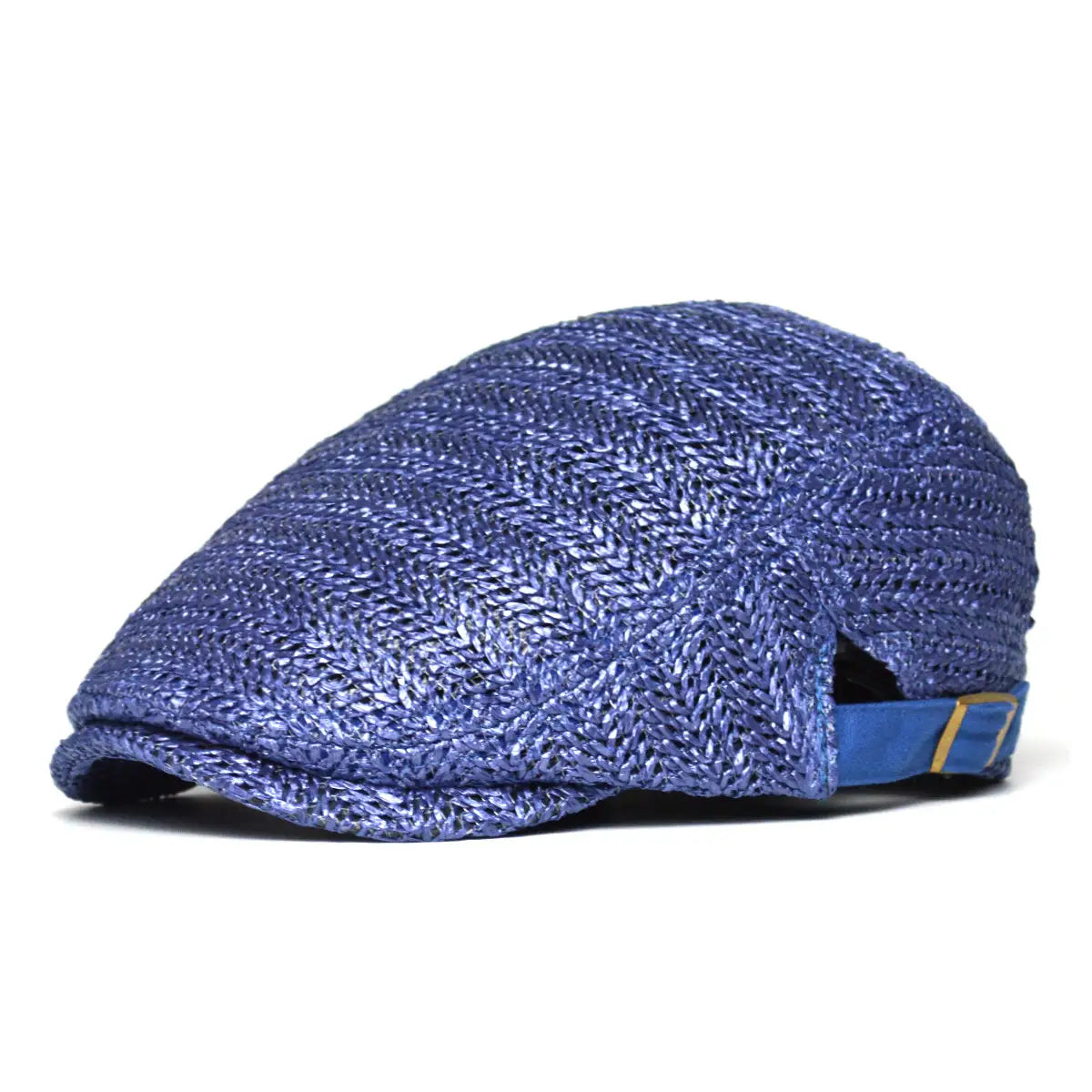 Gorra plana tejida azul con patrón de espiga texturizado y correa ajustable a juego, mostrada desde la parte posterior para la protección solar en verano.
