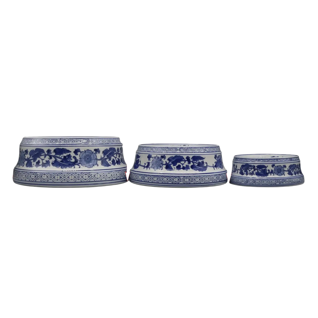 Three ceramic feeding bowls in blue floral porcelain with intricate patterns along the rim for elegant use