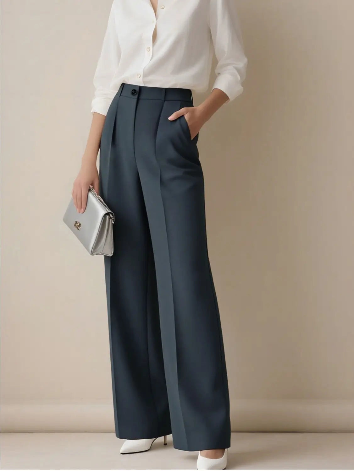 Dunkelgraue hochgeschnittene Wide-Leg-Damenanzughosen mit einer taillierten, strukturierten Passform und fallendem geradem Beindesign