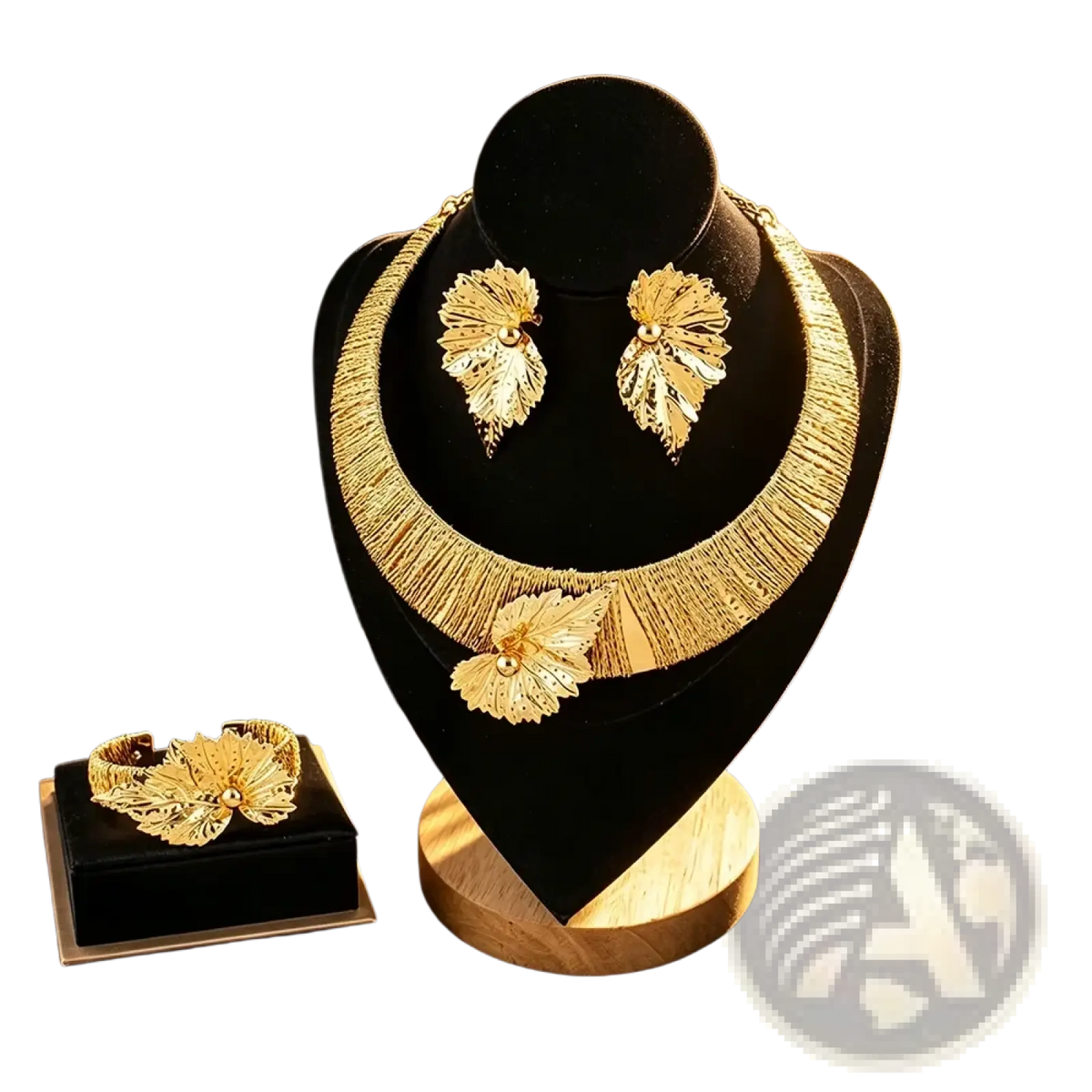 Gold leaf pearl jewelry set featuring gold filigree detailing with central pearl accents on each piece