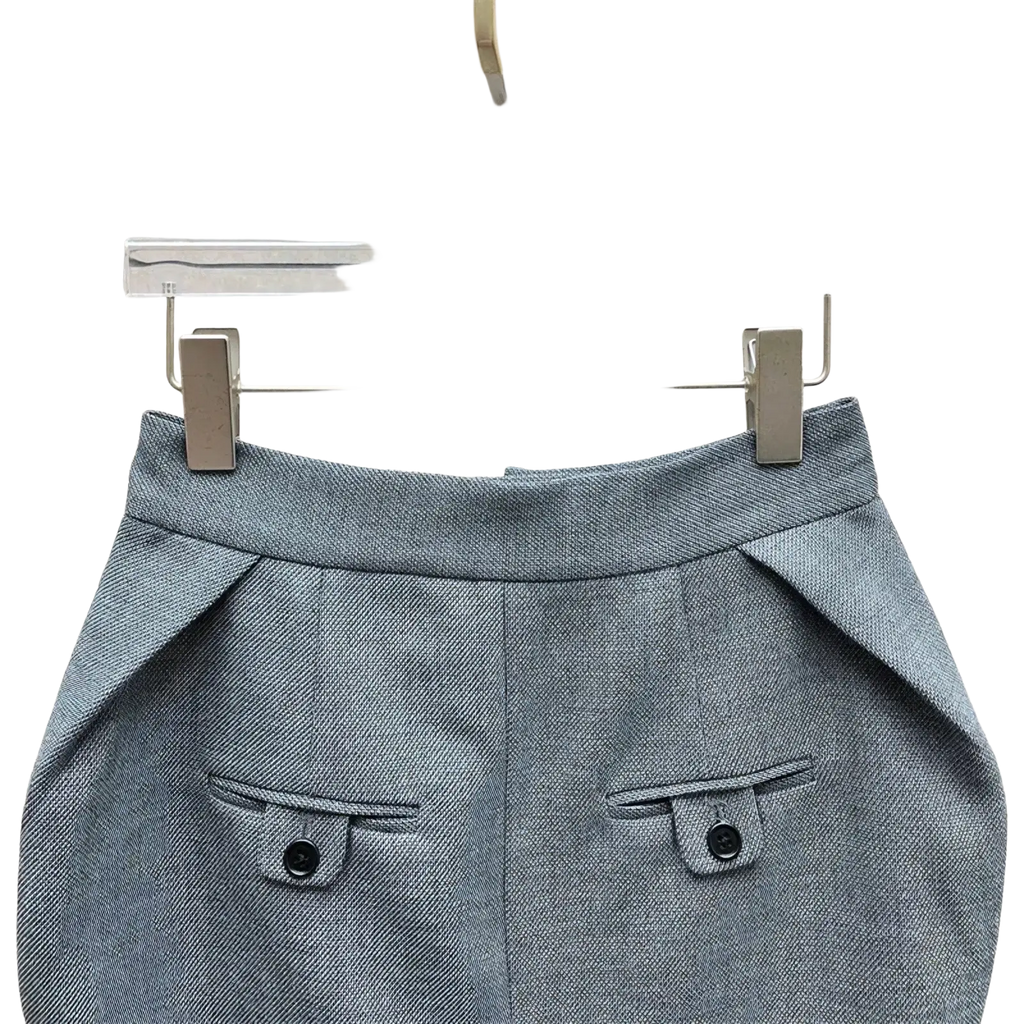 Gray textured high waisted pencil skirt with front flap pockets and black button accents knee length Y2K style
