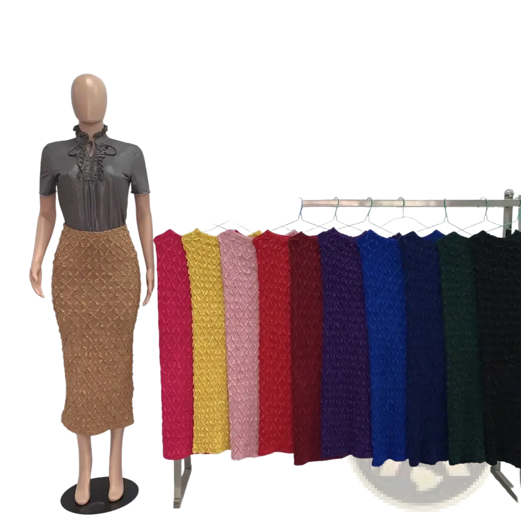 The mannequin wears a gray blouse and a high waist brown knit midi skirt with slim fit and textured design