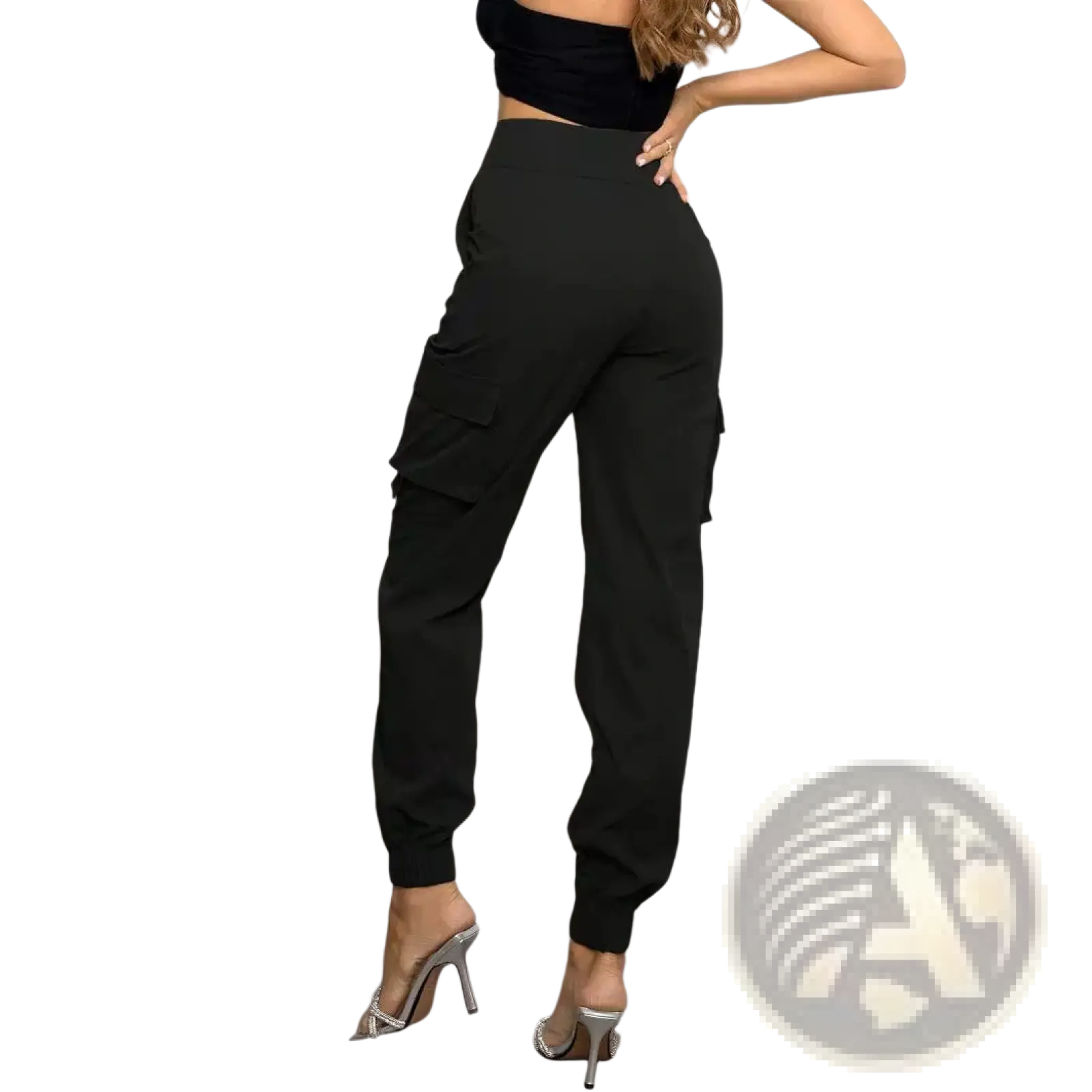 Black high waisted cargo pants for women made of polyester with side pockets and tapered cuffed ankles