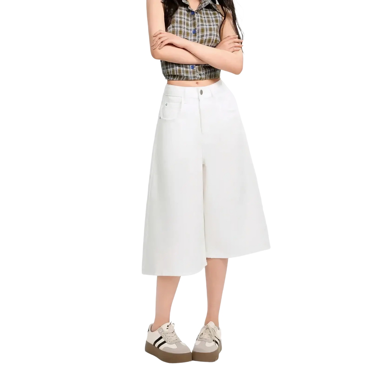 High waisted white denim wide leg culottes suitable for casual wear with a y2k inspired design
