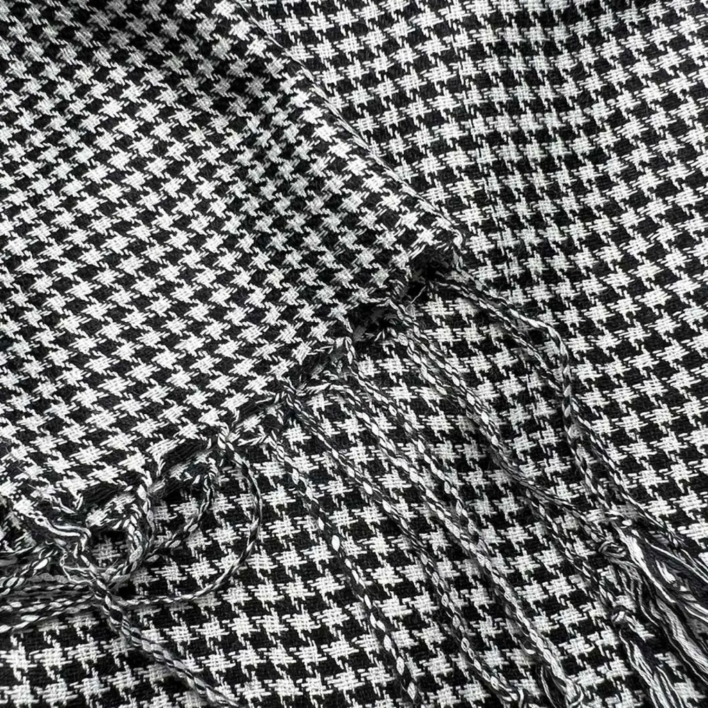 Houndstooth jacquard winter scarf 2 pack featuring black and white houndstooth pattern with fringed ends