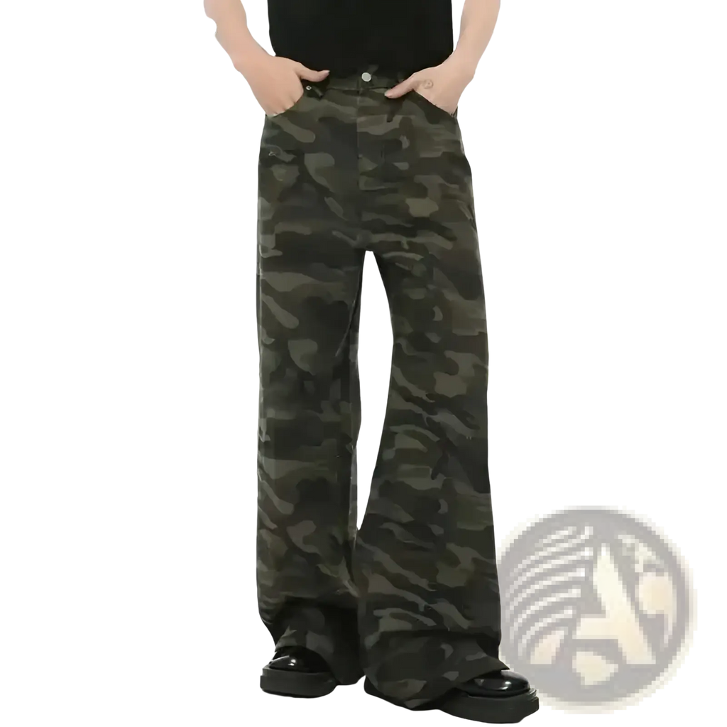 Iefb camouflage wide leg denim jeans in dark green and black tones featuring a wide-leg fit and durable material