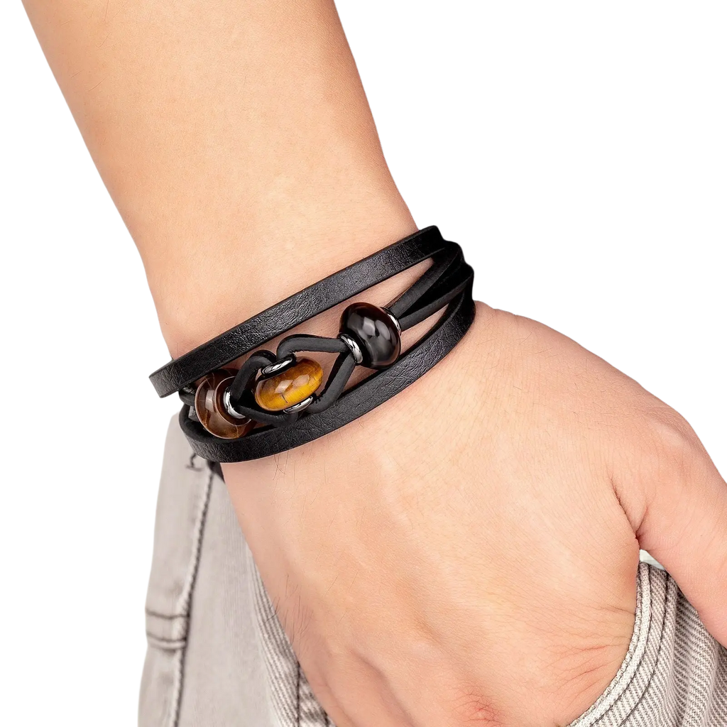 Leather rope bracelet in black leather with polished tiger eye and onyx beads and a magnetic clasp